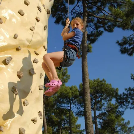 Camping Officiel Siblu Bonne Anse 4*